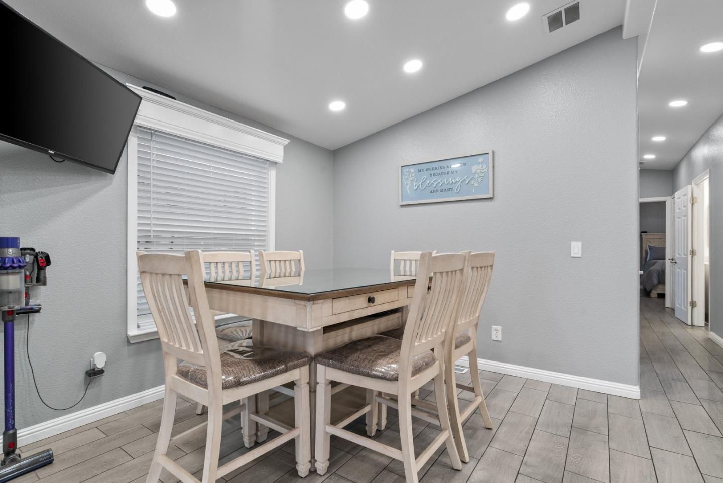 789 Green Valley Road Unit: 121