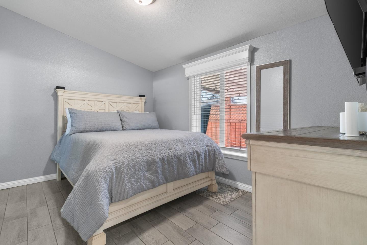 789 Green Valley Road Unit: 121