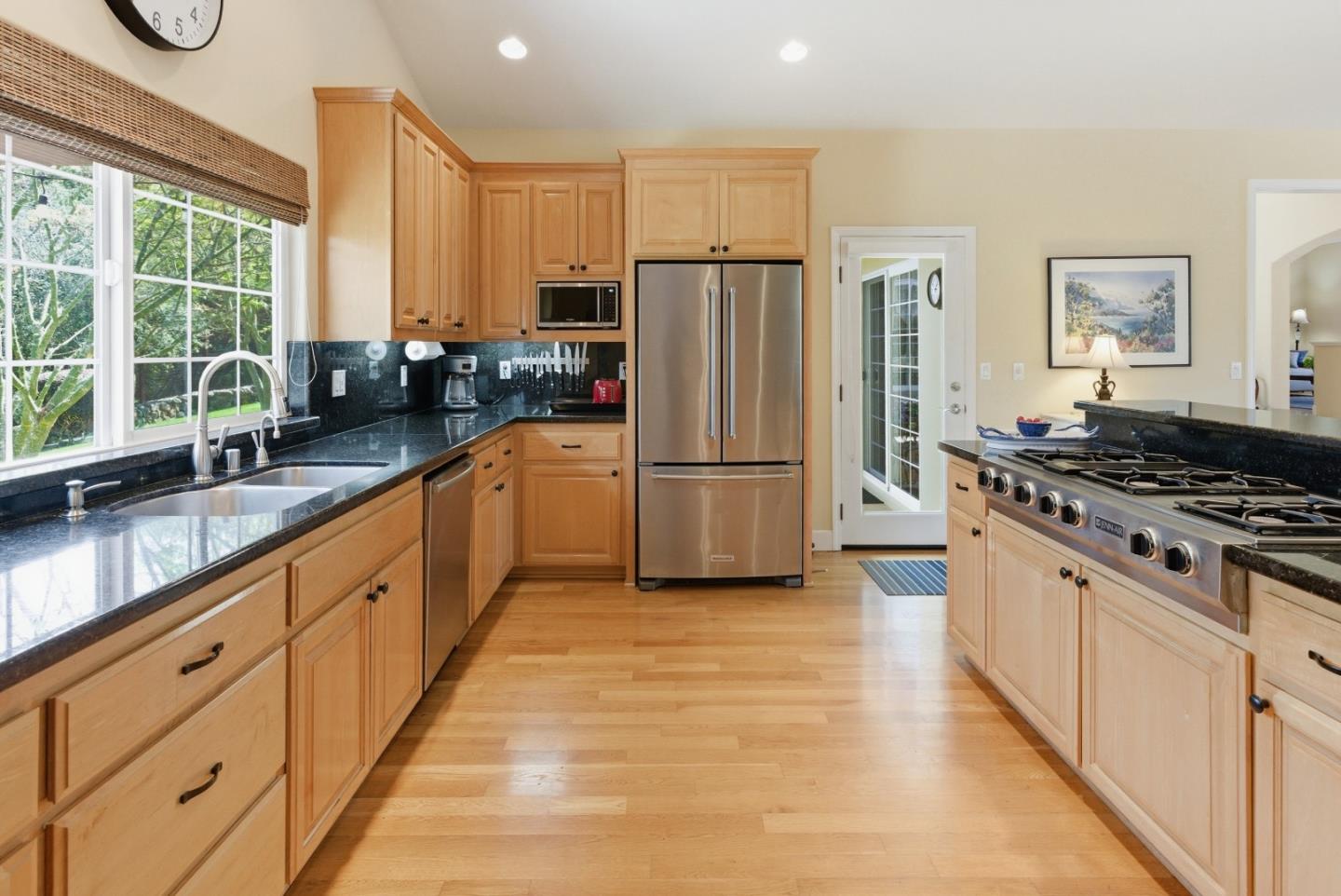 308 Ventana Way