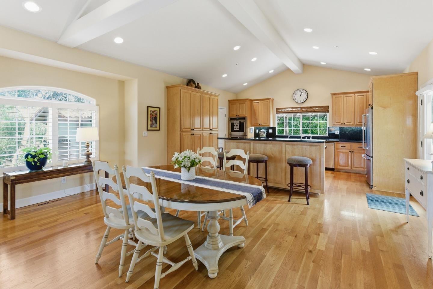 308 Ventana Way