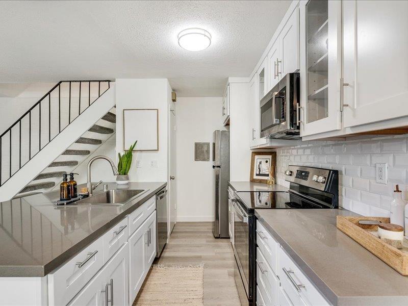 4475 Diamond Street 3