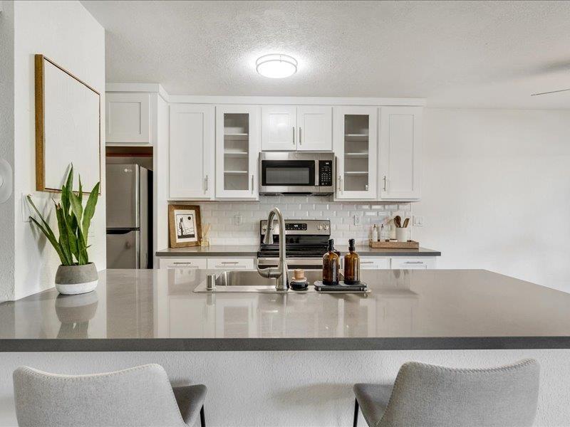 4475 Diamond Street 3