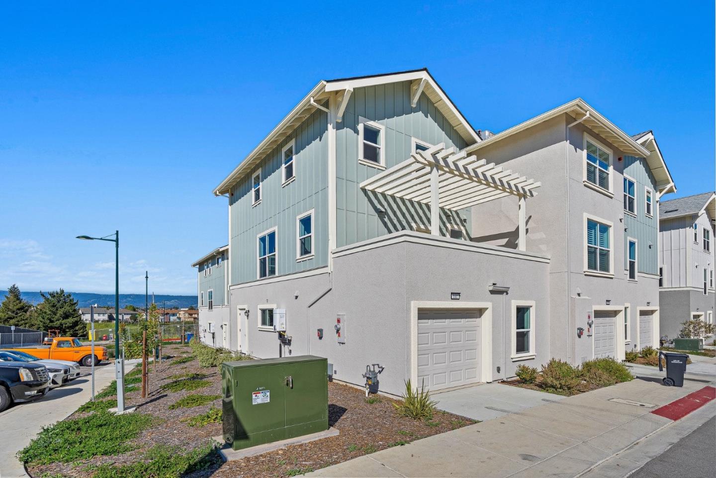 102 Skyline Vista Way