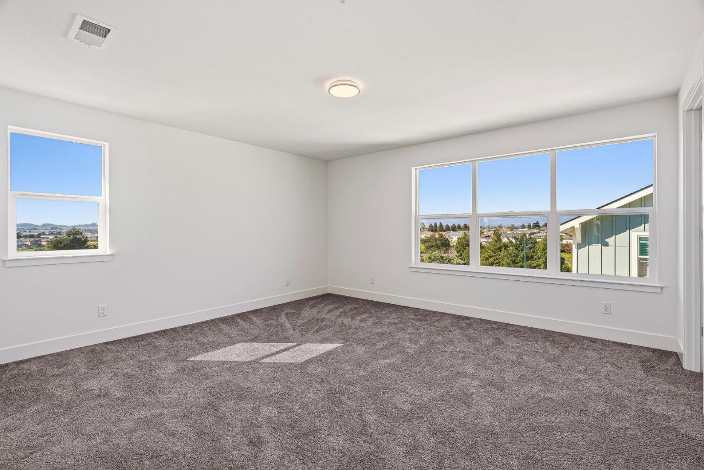 102 Skyline Vista Way