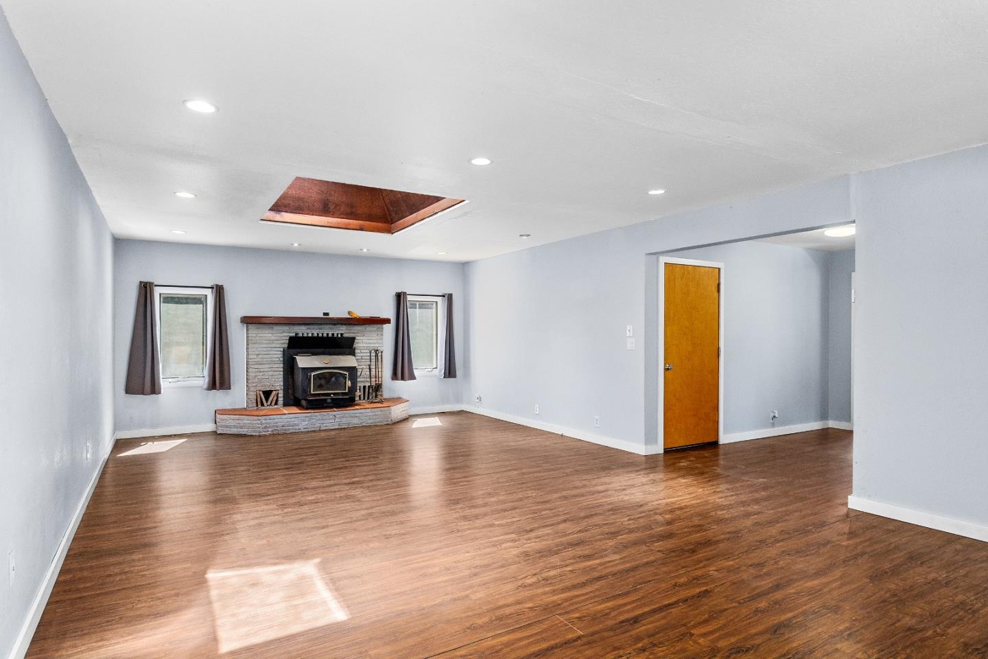 15666 Kings Creek RD