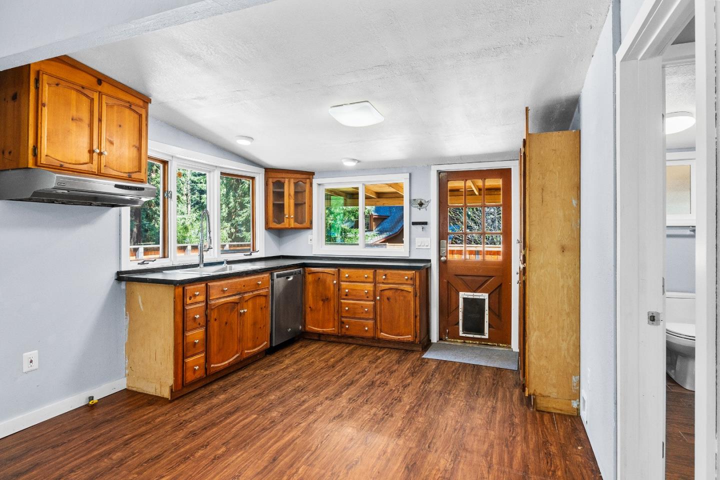 15666 Kings Creek RD