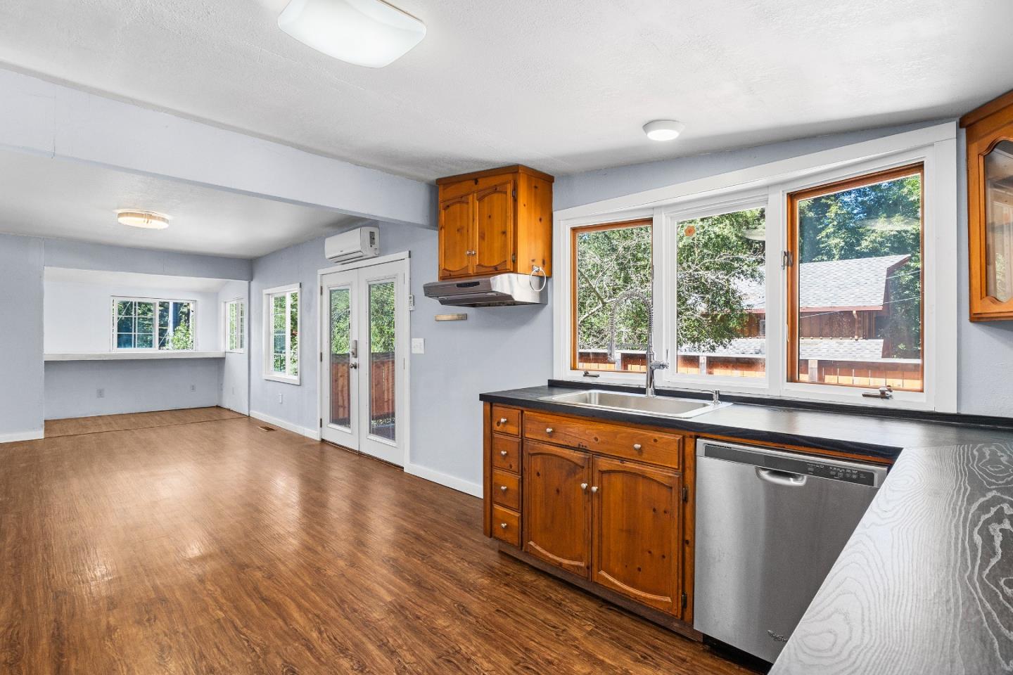 15666 Kings Creek RD