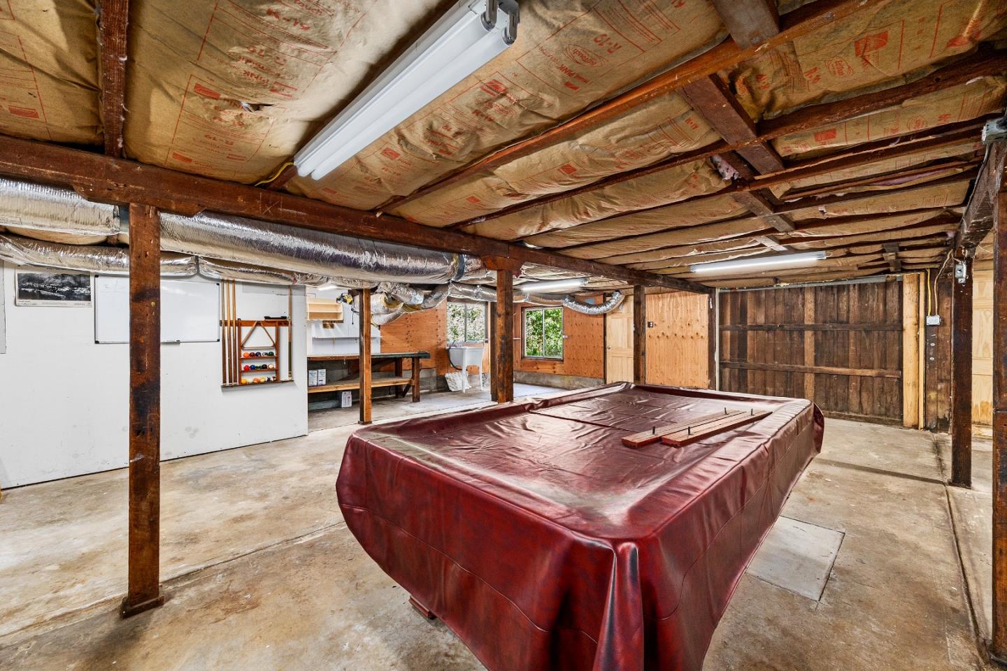 15666 Kings Creek RD