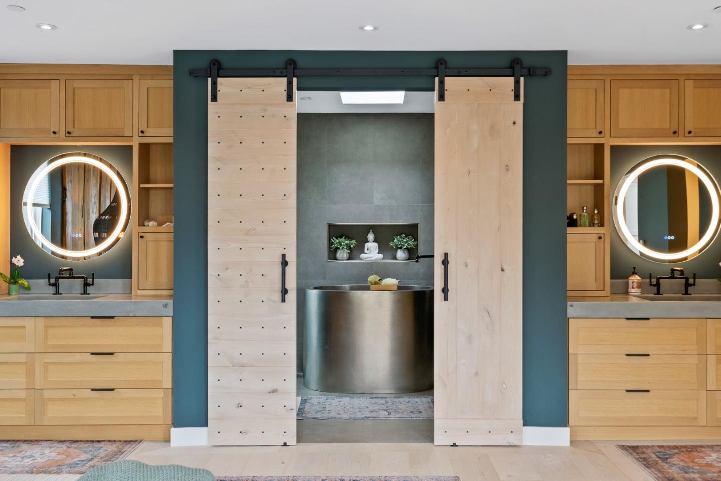 275 Davenport Landing Road