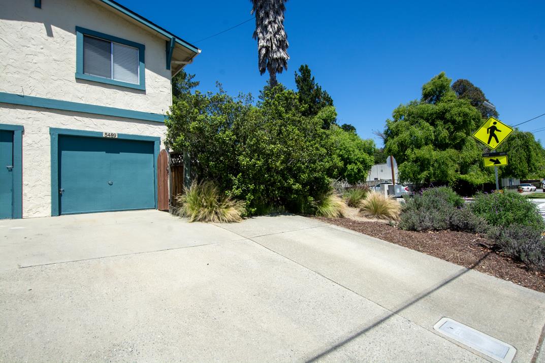 5489 Soquel Drive