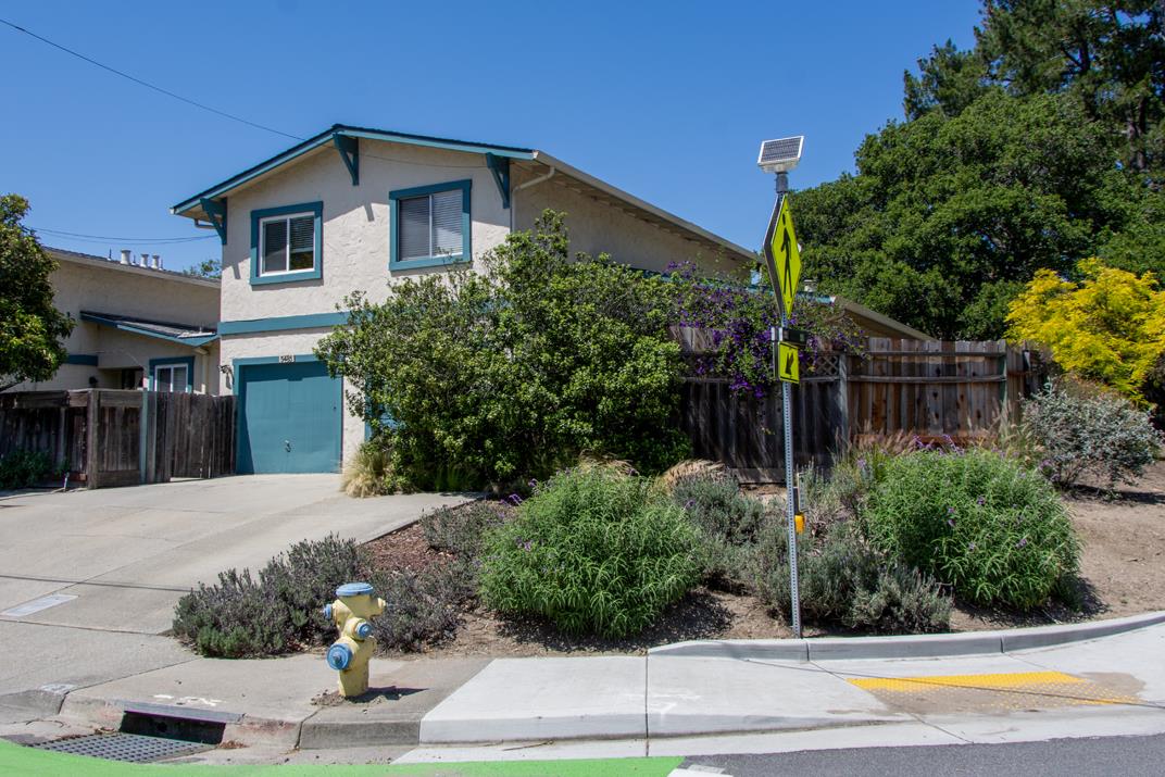 5489 Soquel Drive