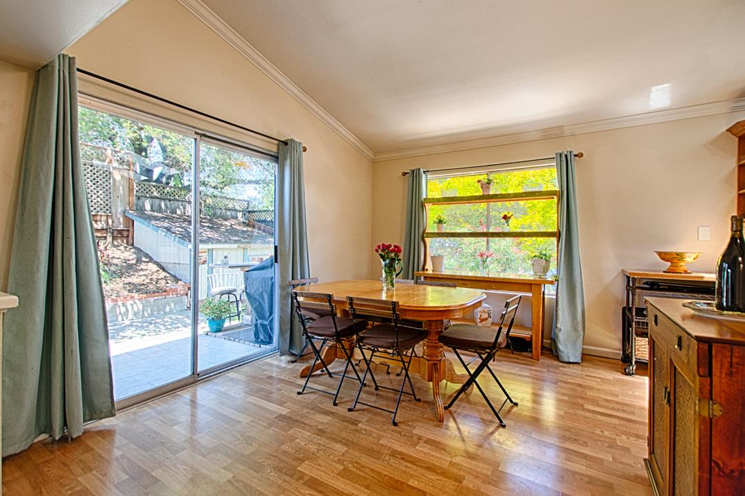 5489 Soquel Drive