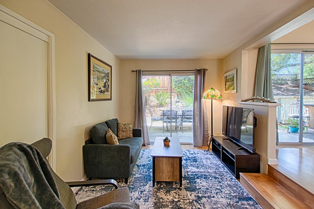 5489 Soquel Drive
