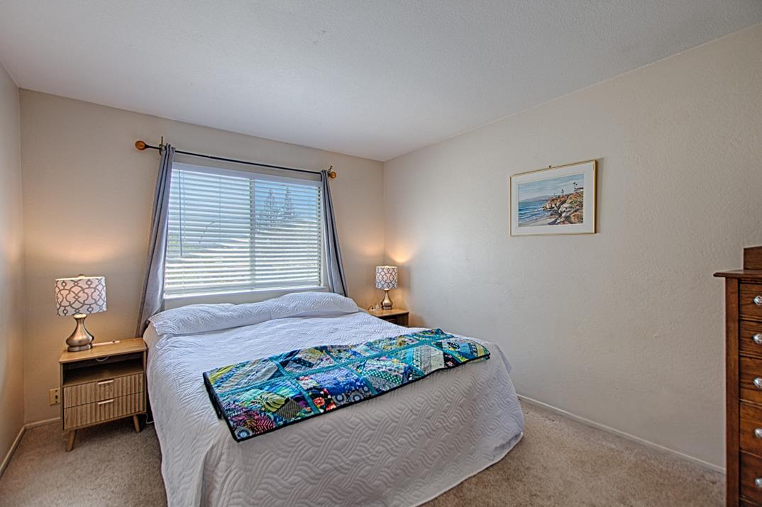 5489 Soquel Drive