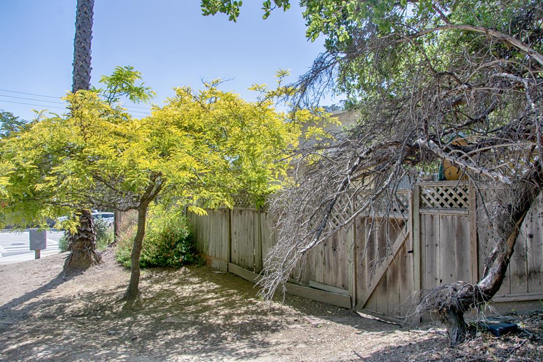 5489 Soquel Drive