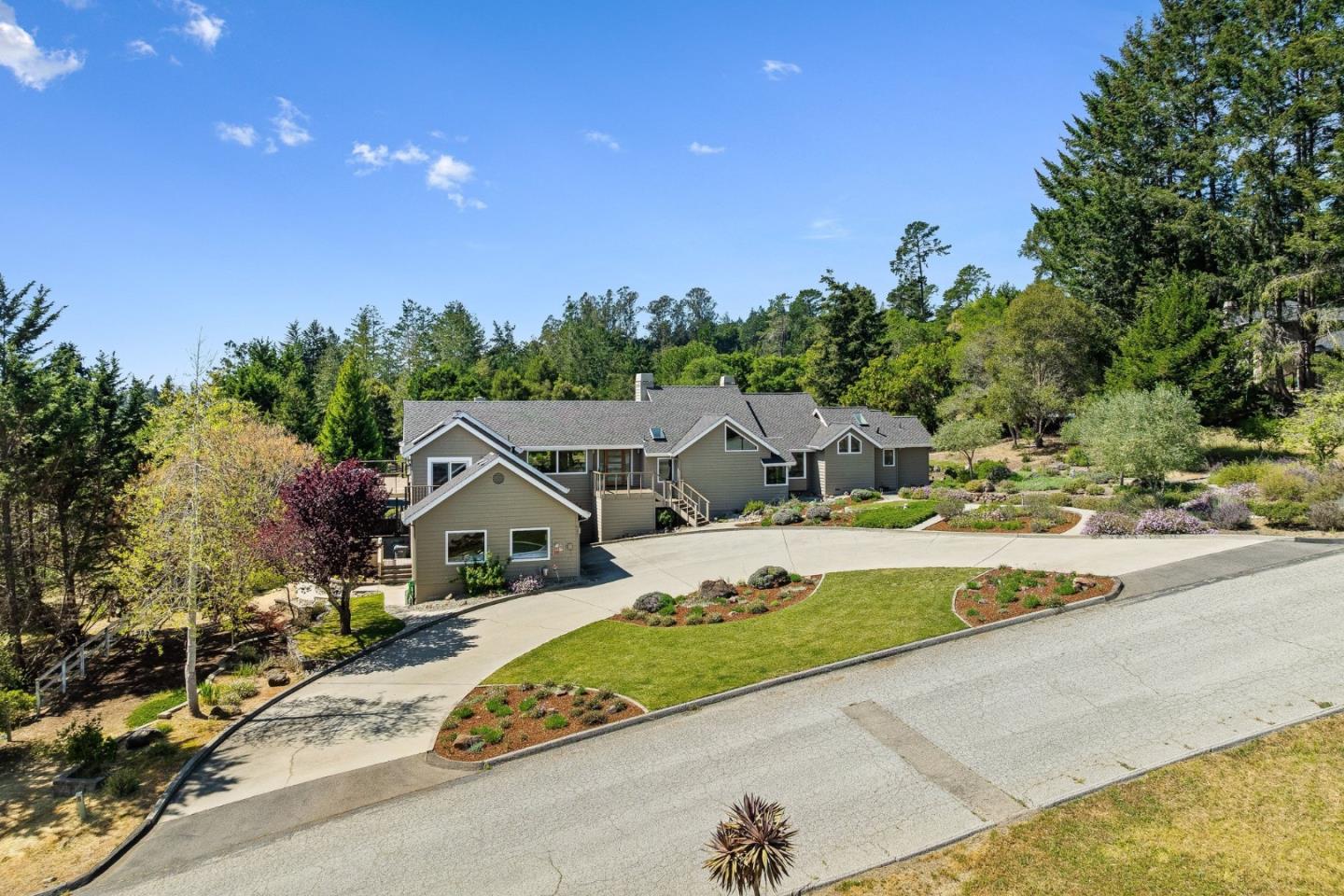 321 Pine Forest Drive