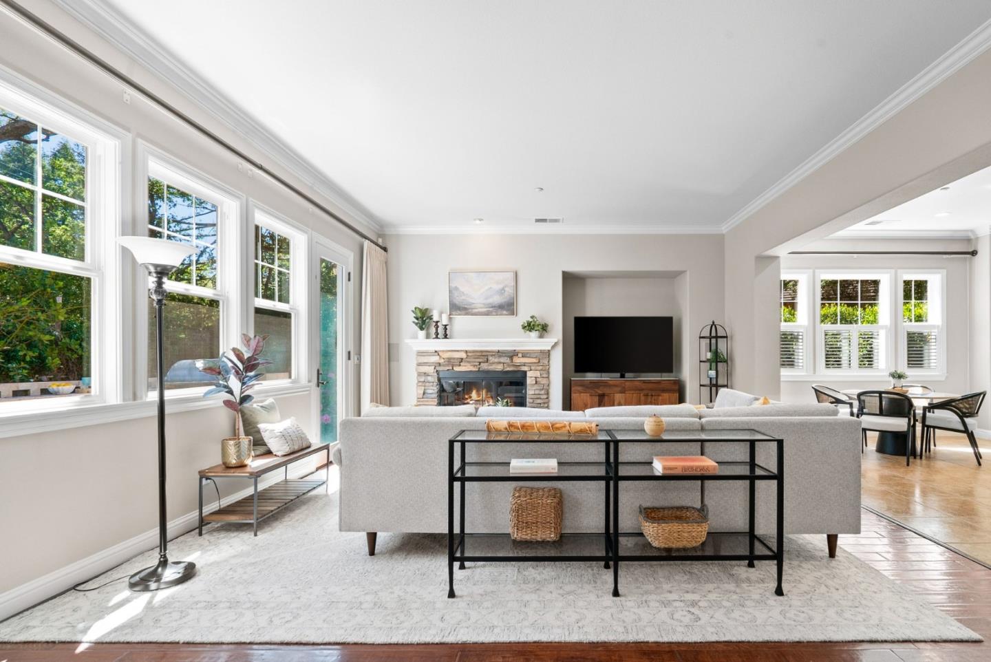 335 Bridlewood Court