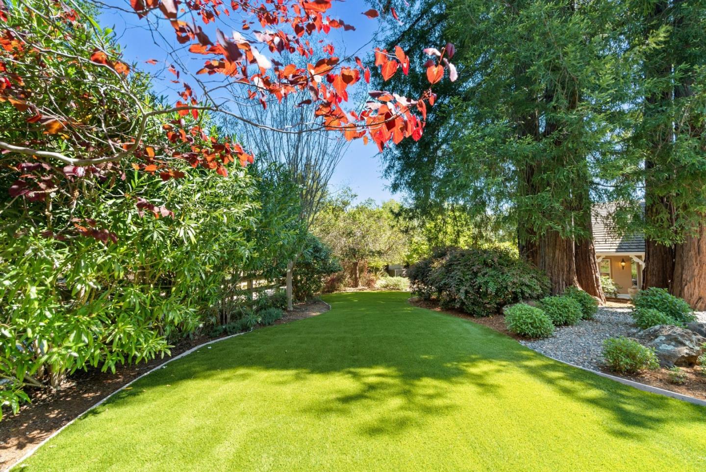 335 Bridlewood Court