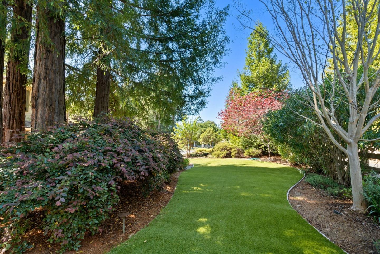 335 Bridlewood Court