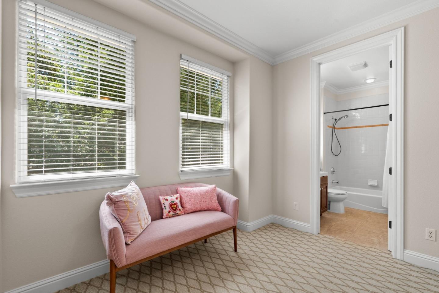 335 Bridlewood Court