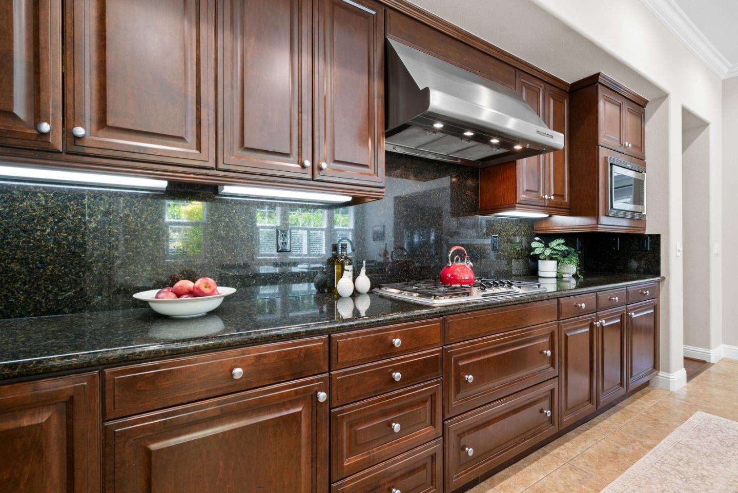 335 Bridlewood Court