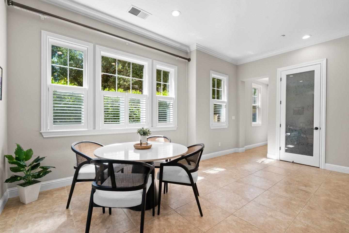 335 Bridlewood Court