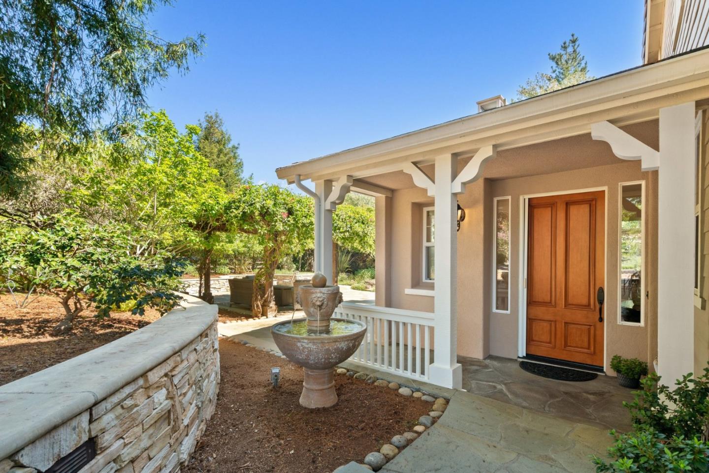 335 Bridlewood Court