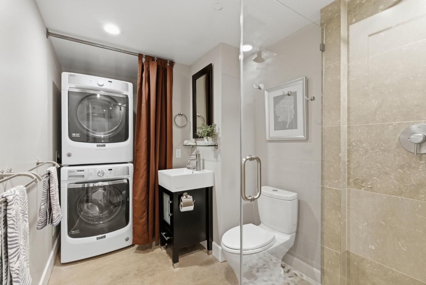 2974 East Cliff Drive