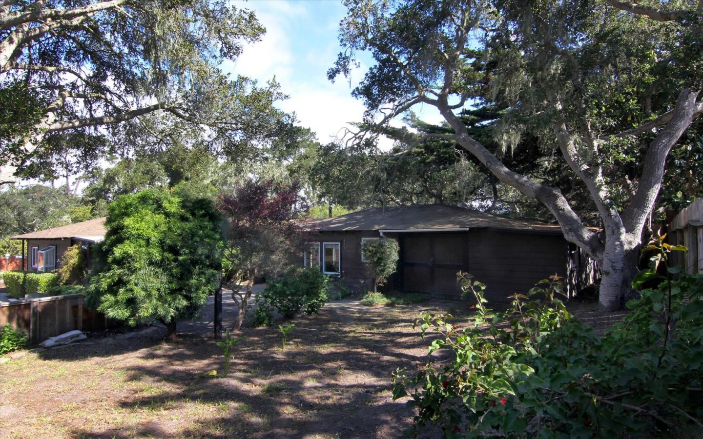 1251 Pacific Street