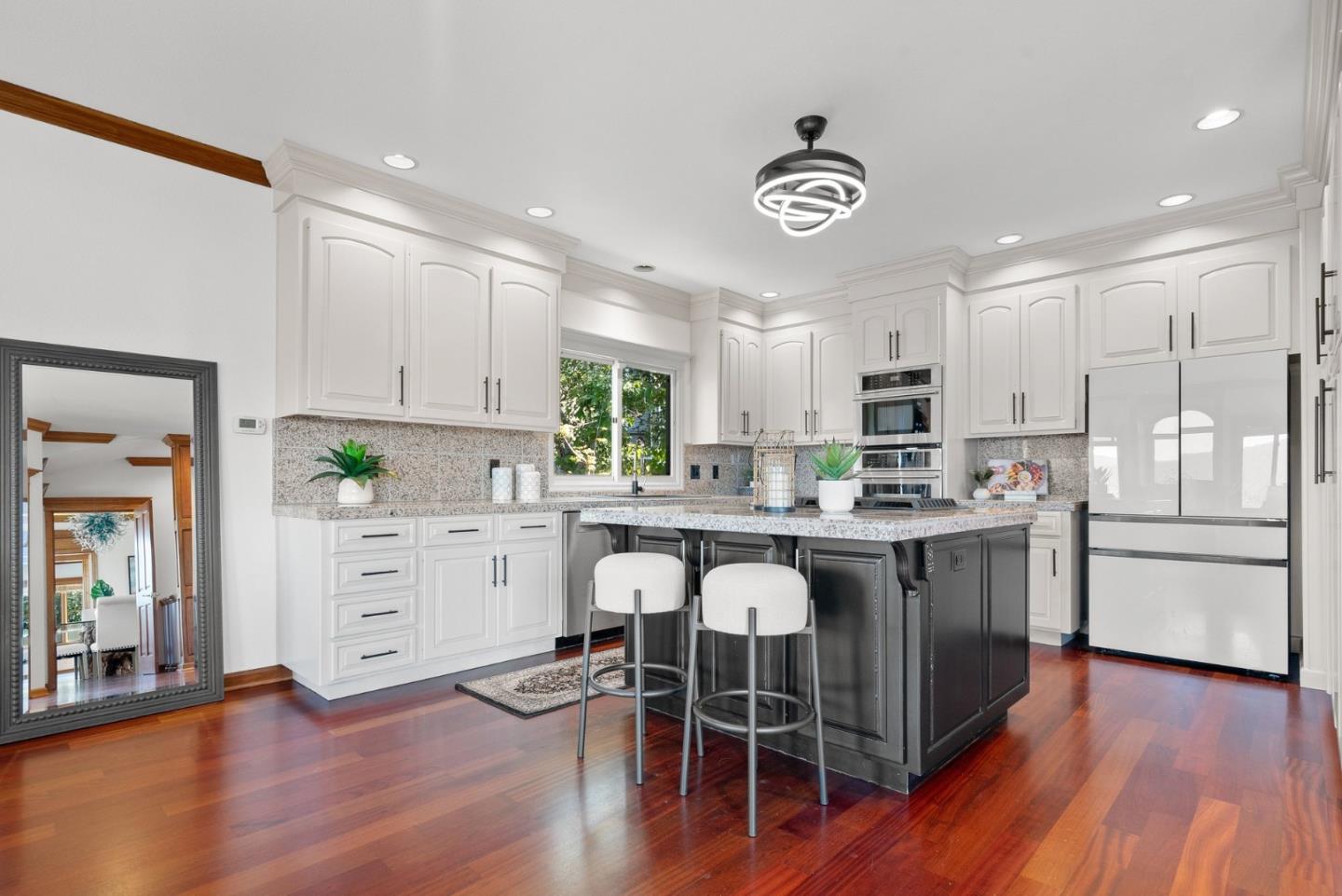17 Kite Hill Road