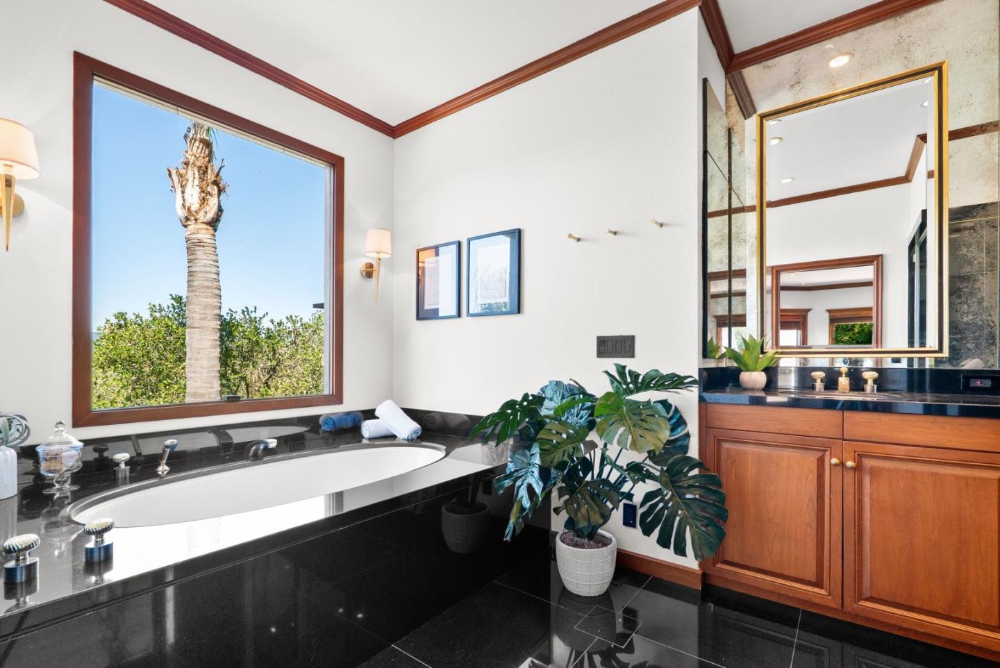 17 Kite Hill Road