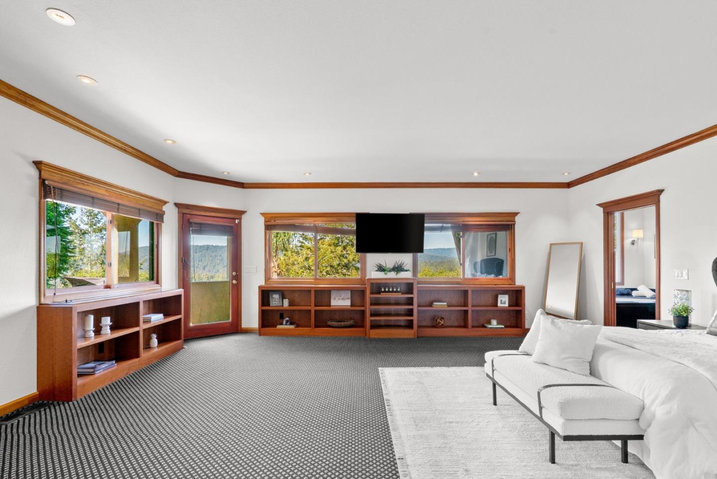 17 Kite Hill Road
