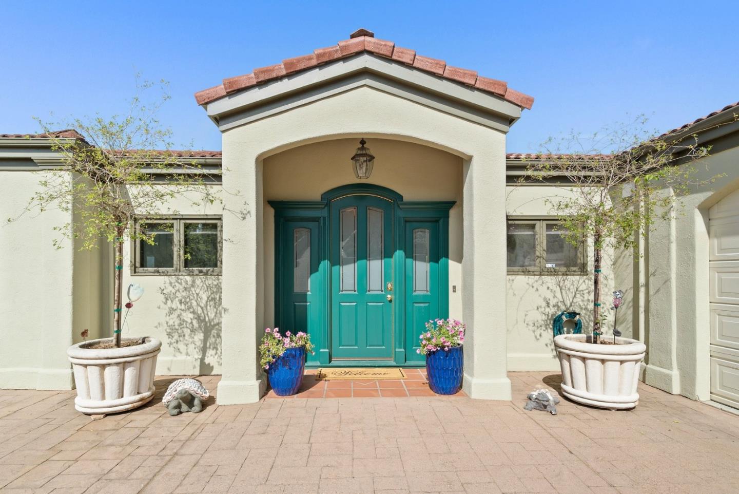 17 Kite Hill Road