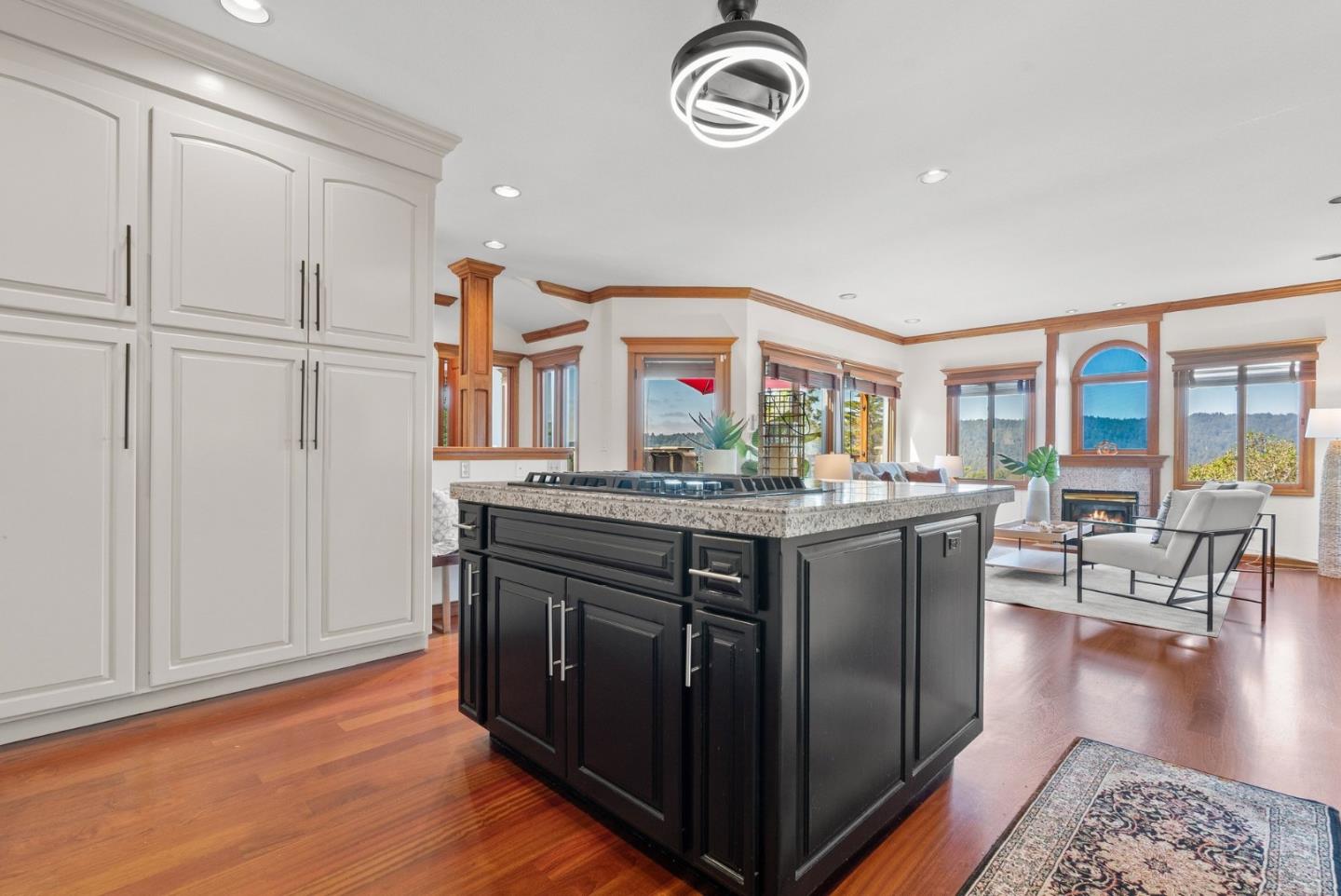 17 Kite Hill Road