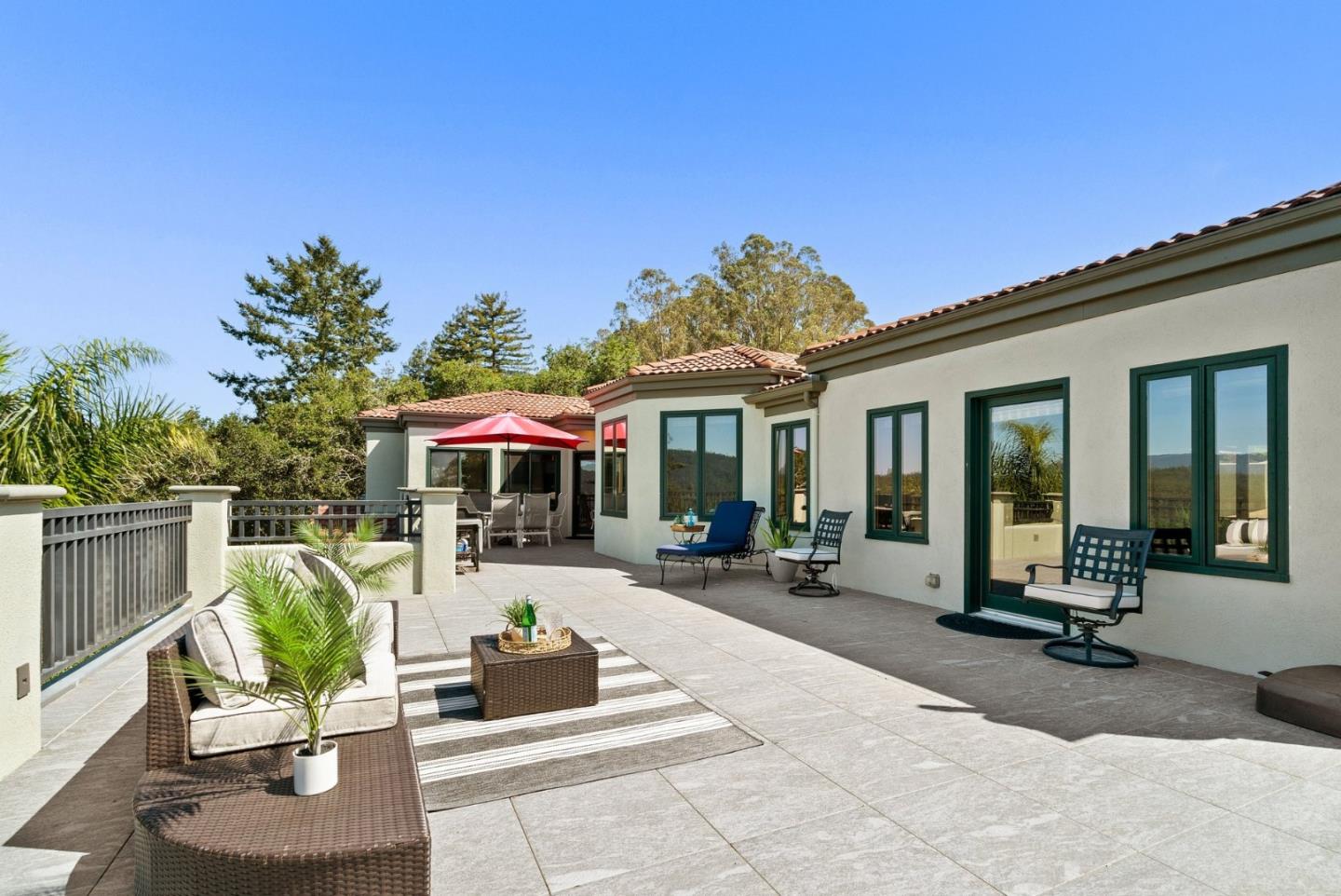 17 Kite Hill Road