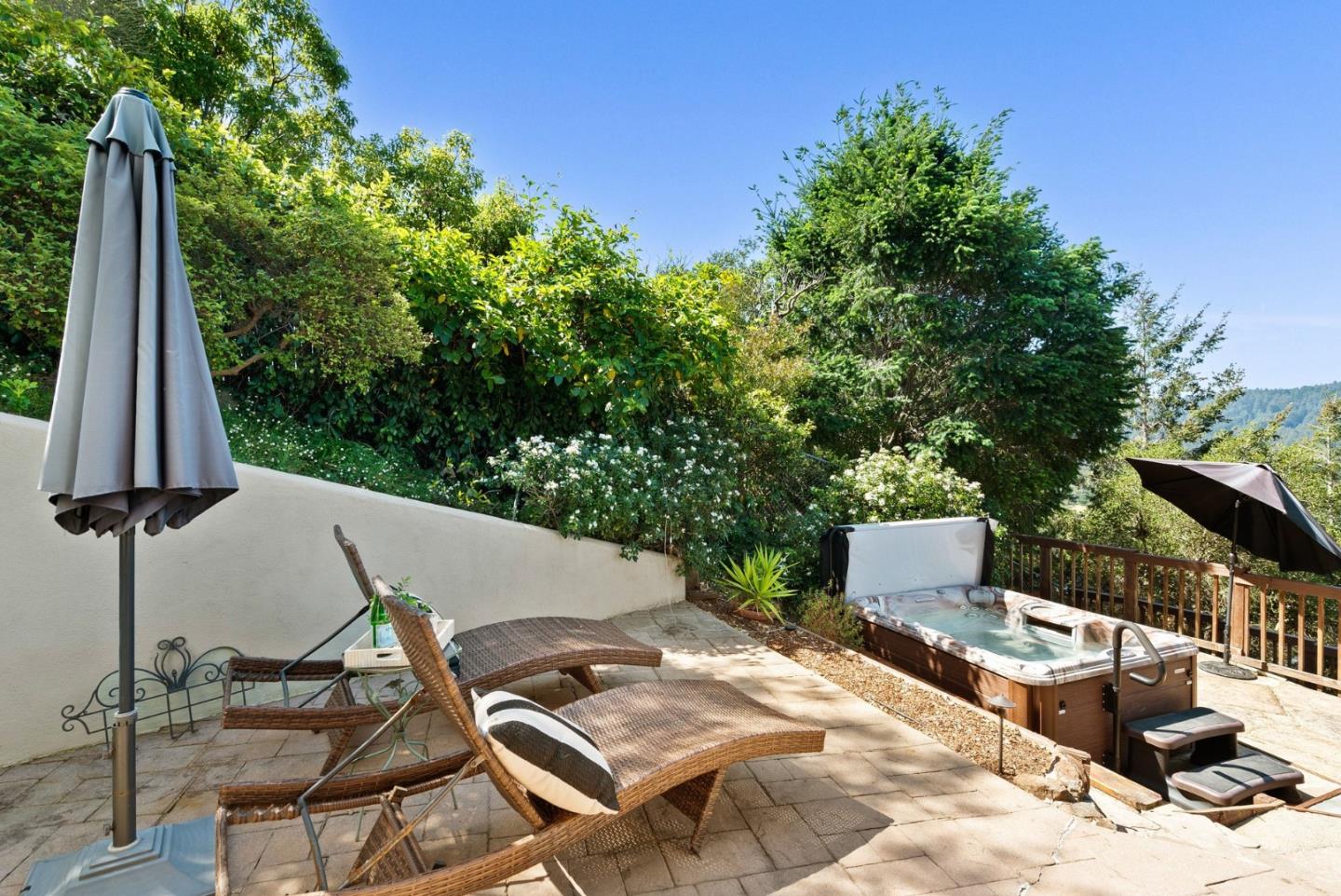 17 Kite Hill Road
