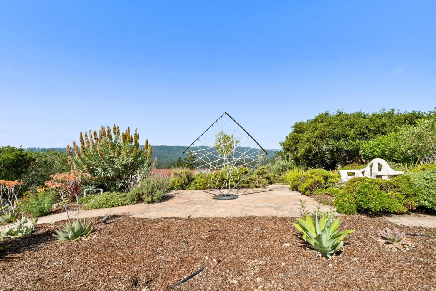 17 Kite Hill Road