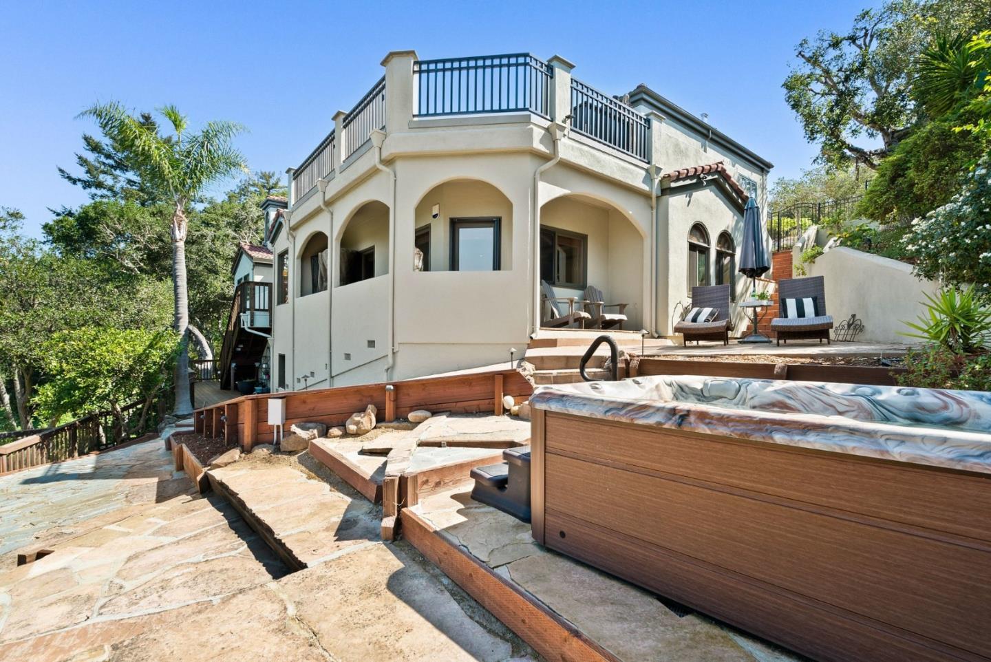 17 Kite Hill Road