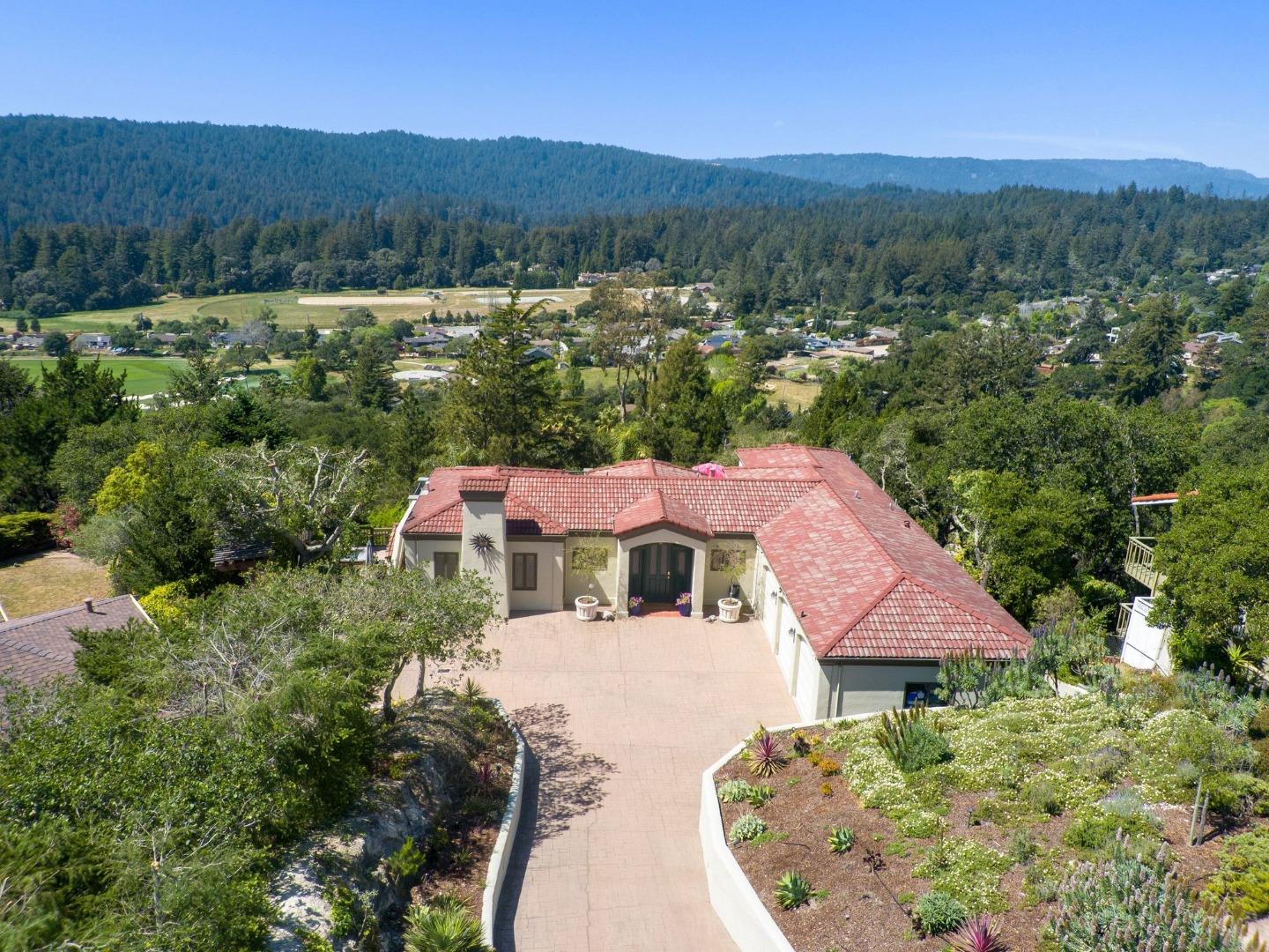 17 Kite Hill Road
