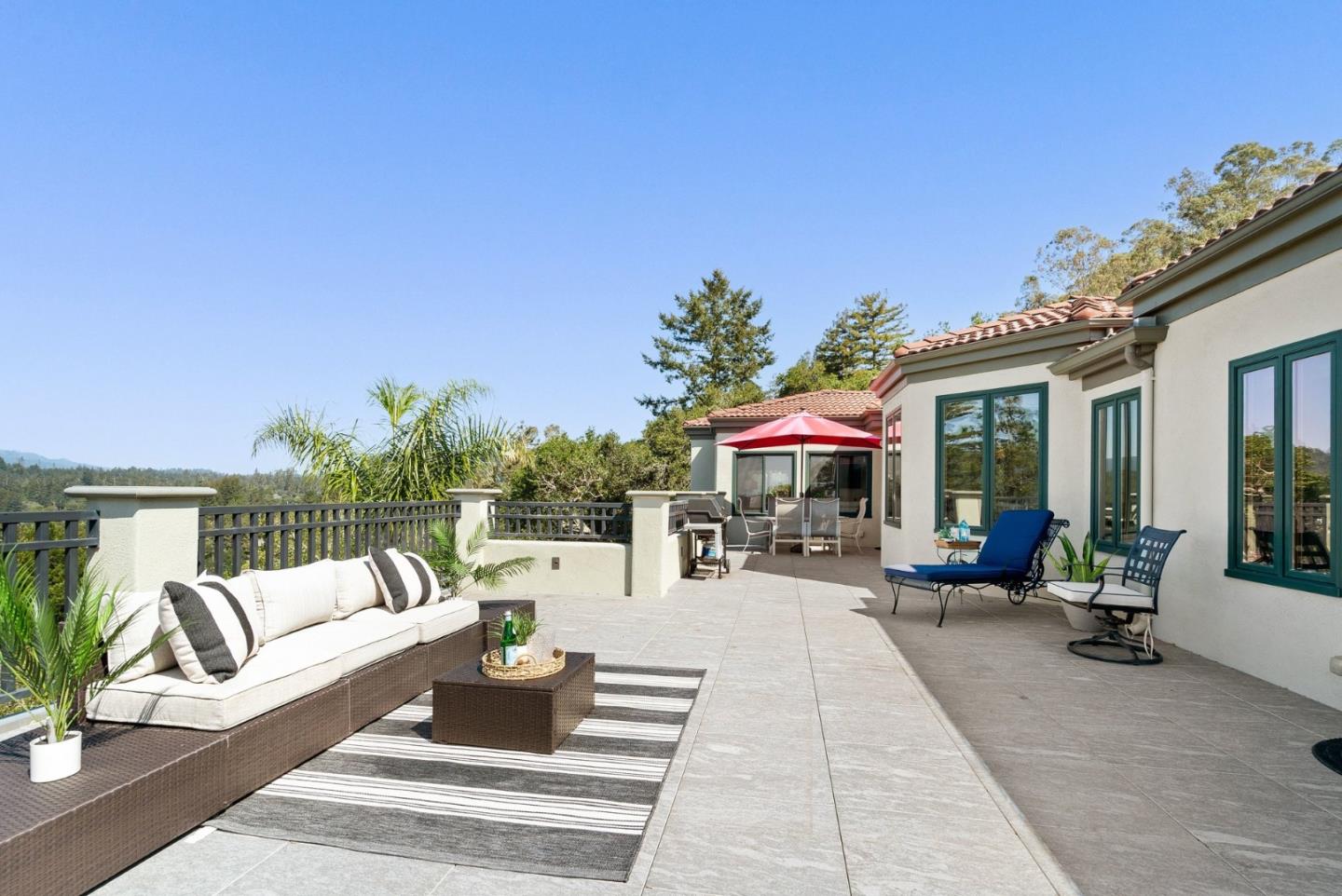 17 Kite Hill Road
