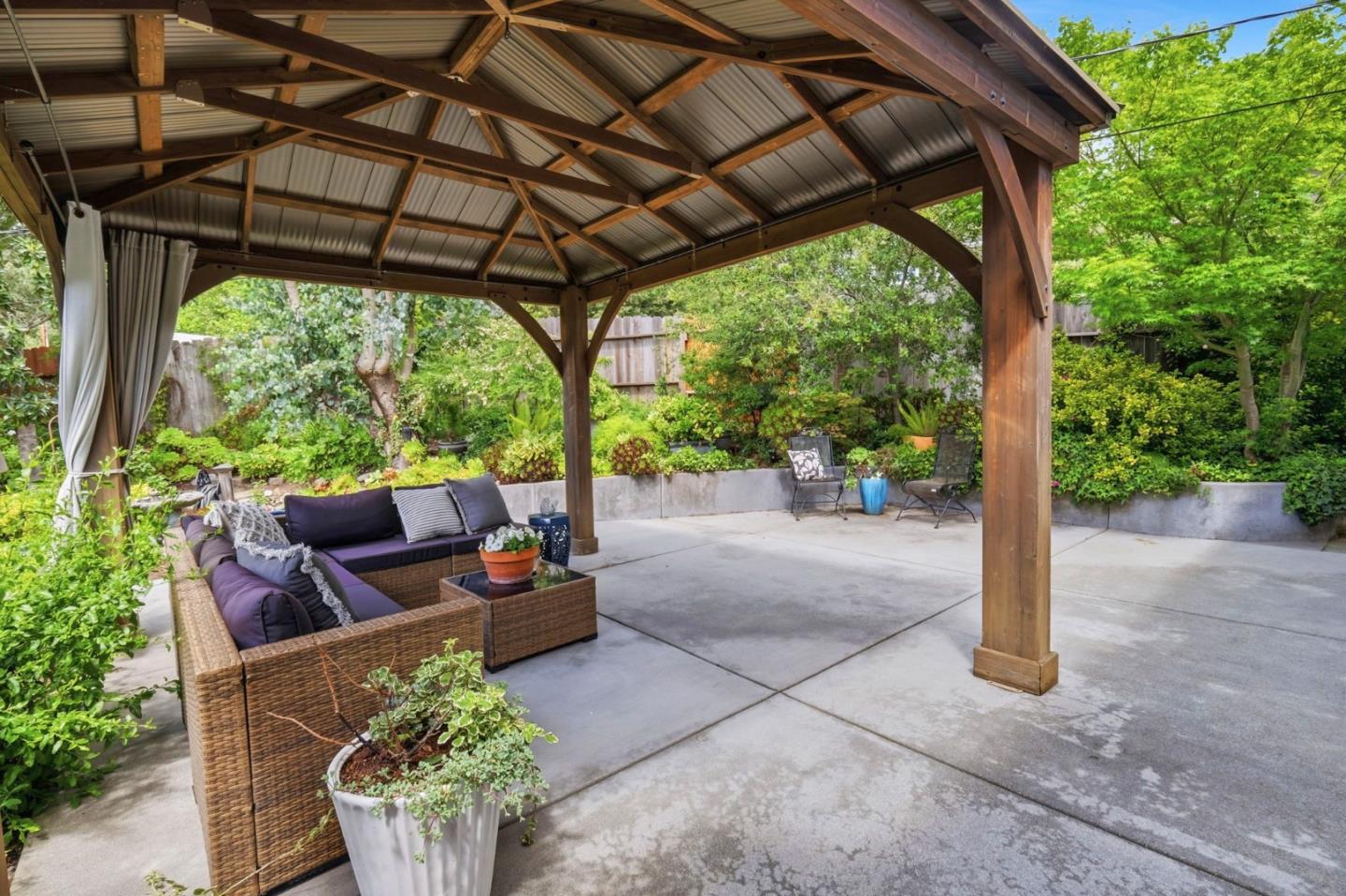 1460 Quail Hollow Road