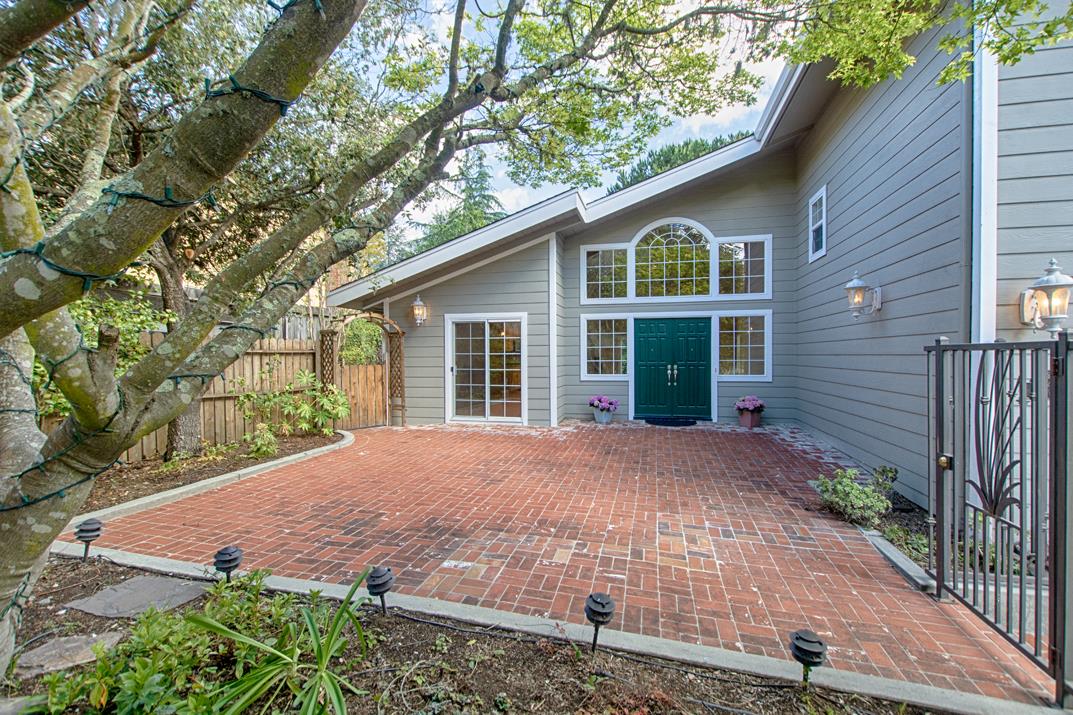 142 Thunderbird Drive