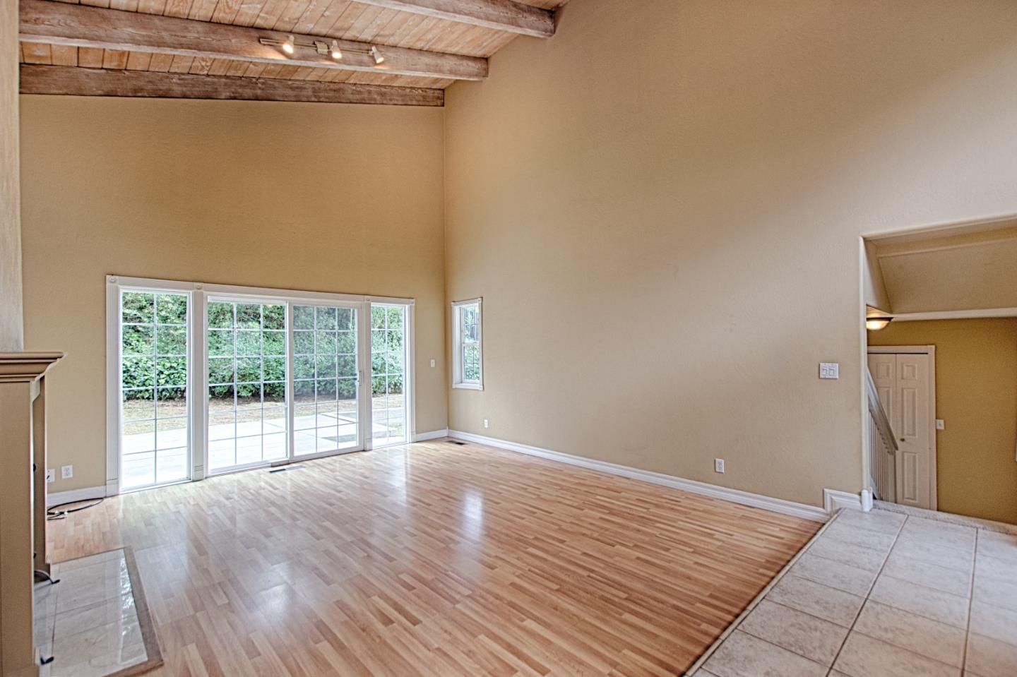 142 Thunderbird Drive