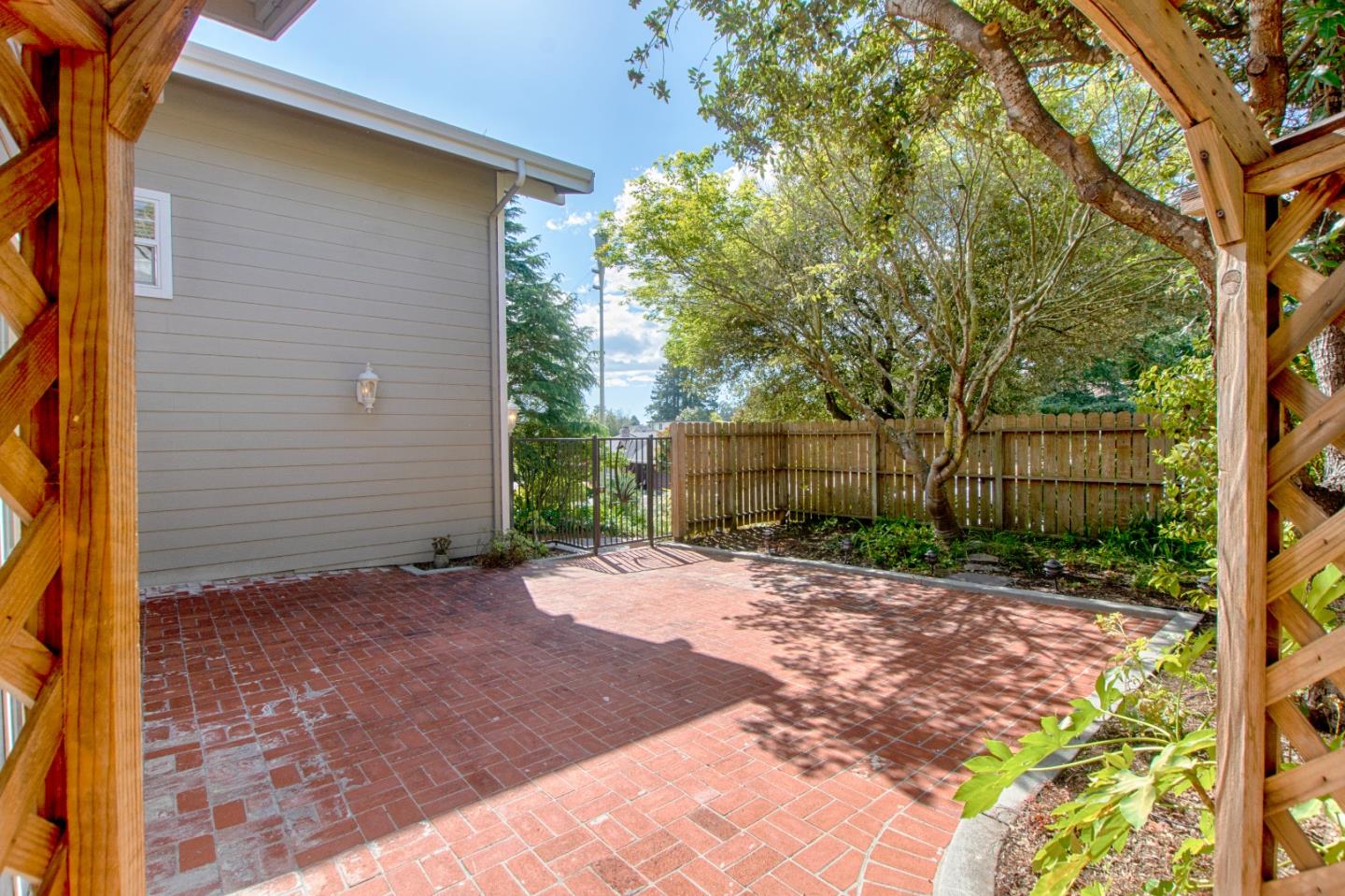 142 Thunderbird Drive