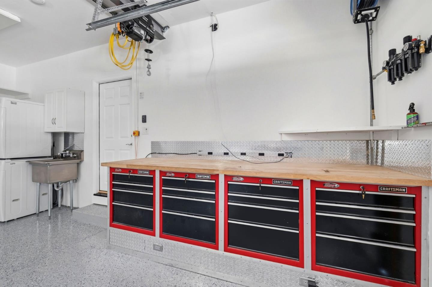 10747 Lake Boulevard