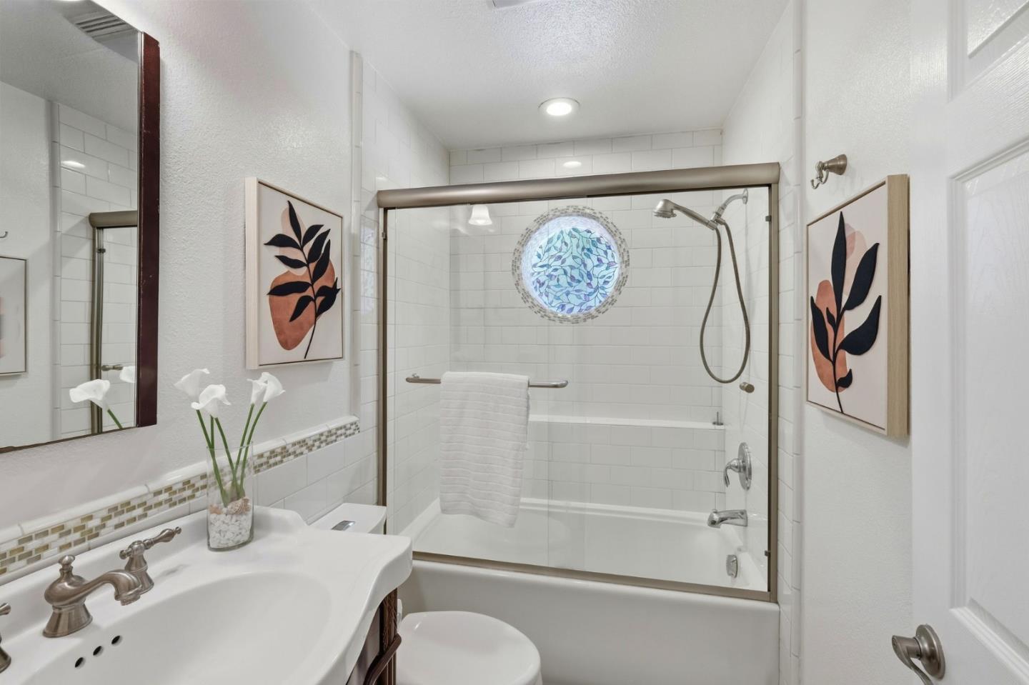 10747 Lake Boulevard