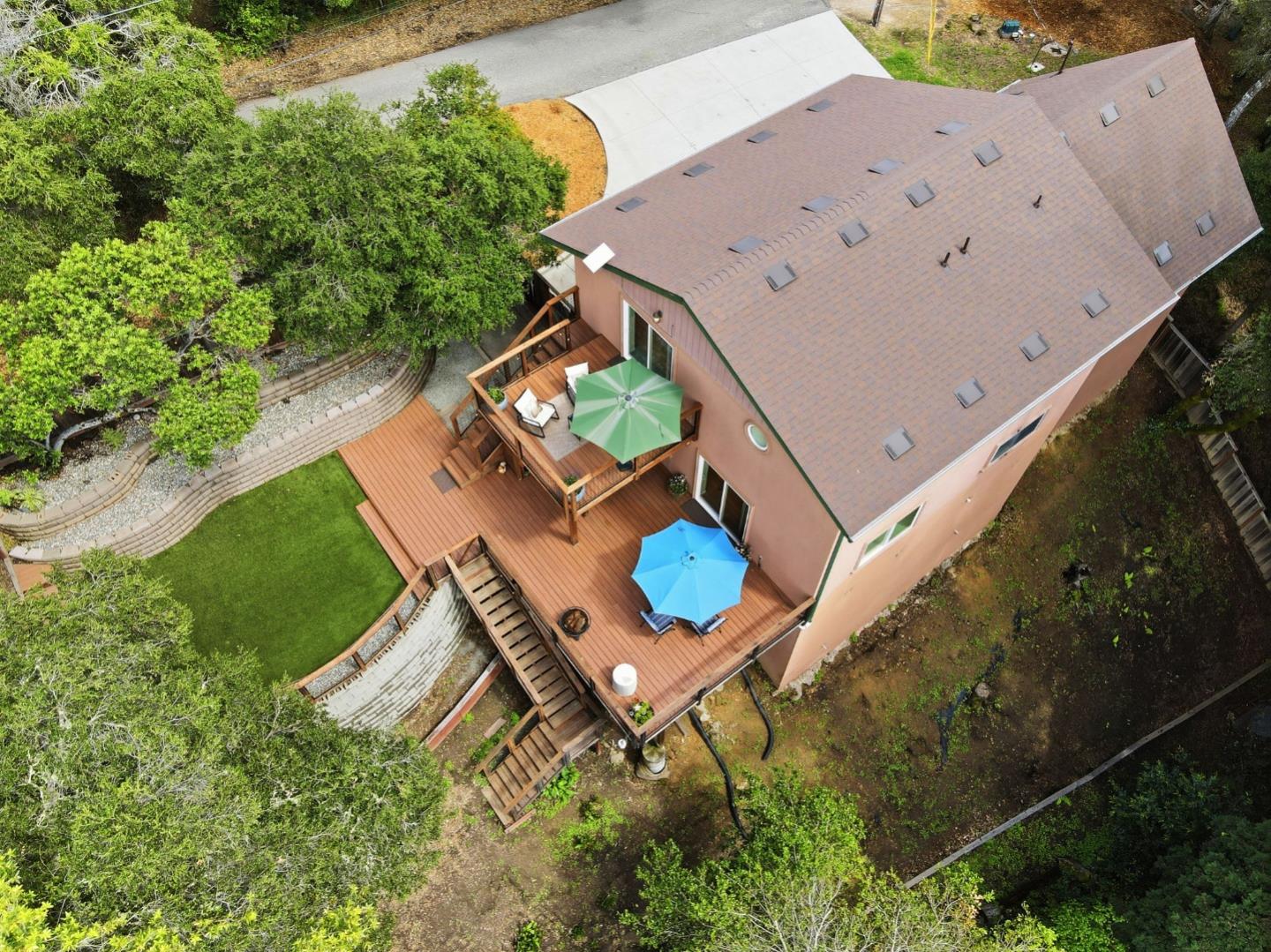 10747 Lake Boulevard