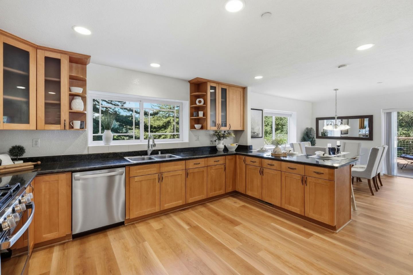 10747 Lake Boulevard