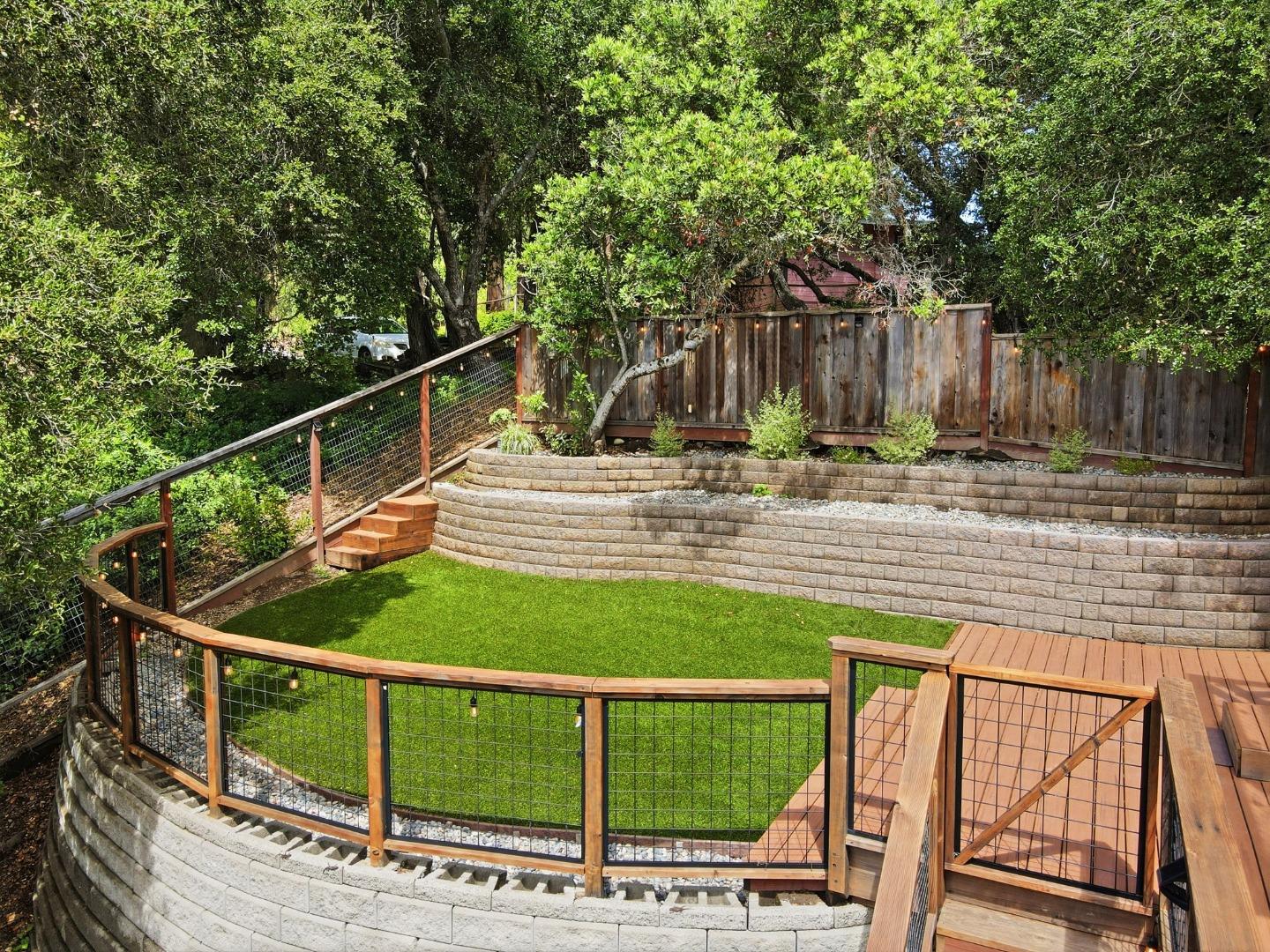 10747 Lake Boulevard