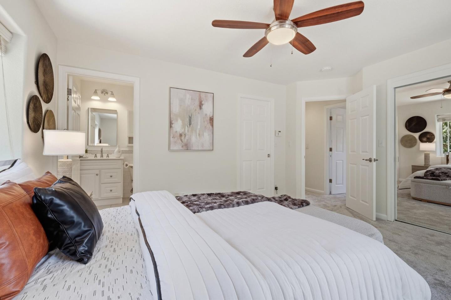 10747 Lake Boulevard